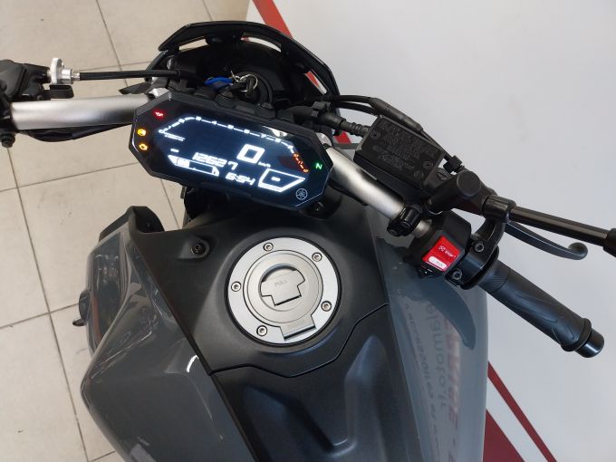 YAMAHA MT 07 BRIDEE A2 4