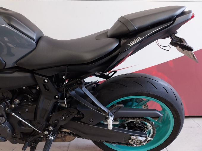 YAMAHA MT 07 BRIDEE A2 4