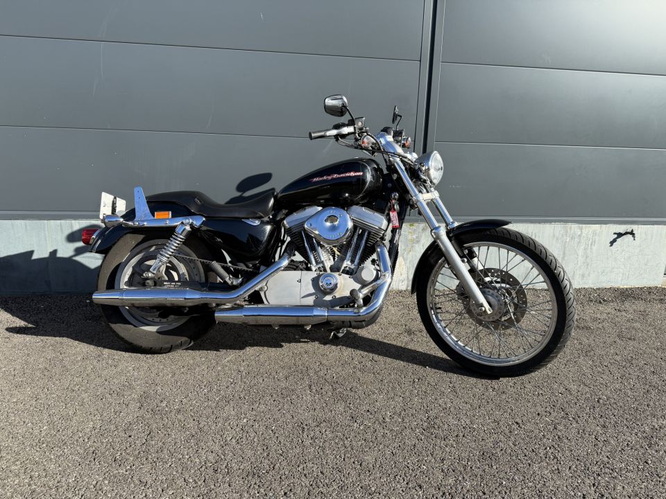 HARLEY-DAVIDSON SPORTSTER 883 4