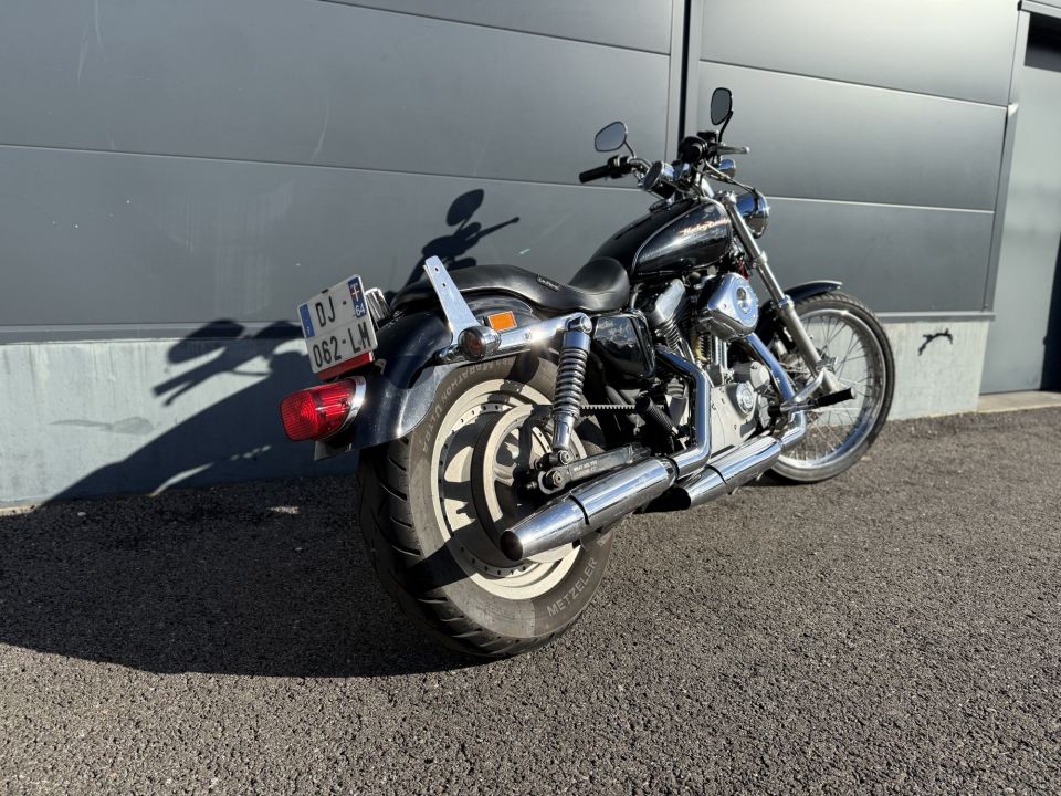 HARLEY-DAVIDSON SPORTSTER 883 4