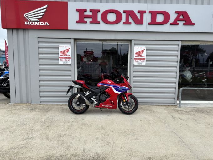 HONDA CBR500R ABS 4