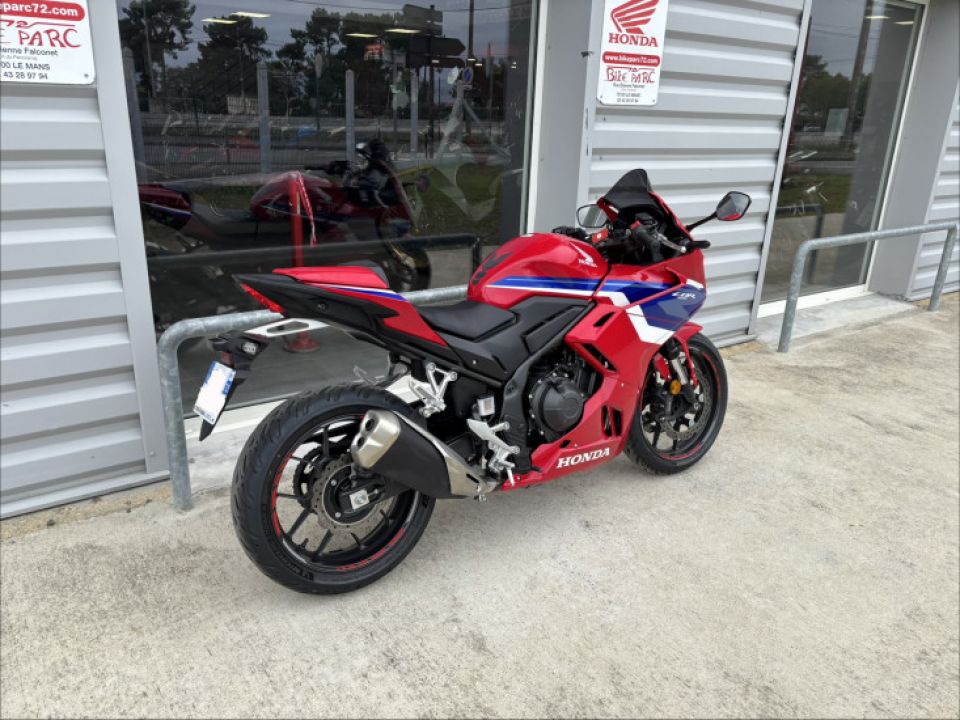 HONDA CBR500R ABS 4