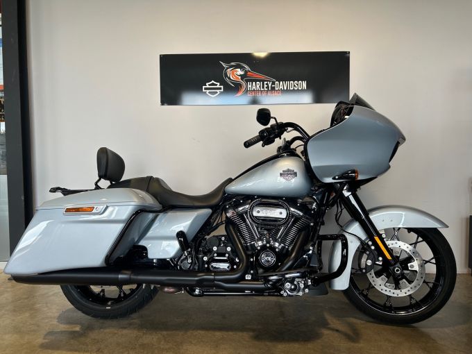 HARLEY-DAVIDSON TOURING ROAD GLIDE 1868 4