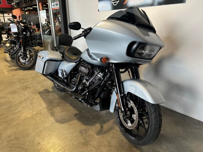 HARLEY-DAVIDSON TOURING ROAD GLIDE 1868 4
