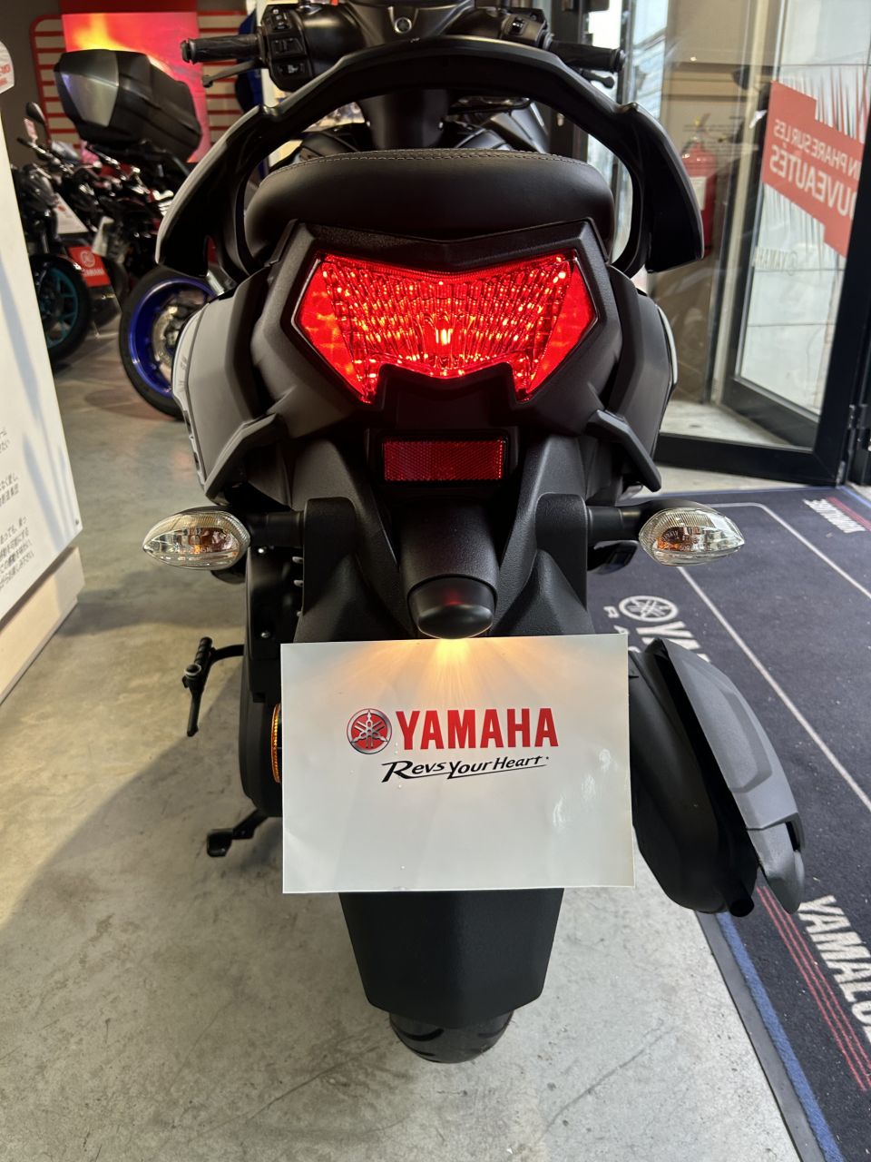 YAMAHA RayZR 125 4