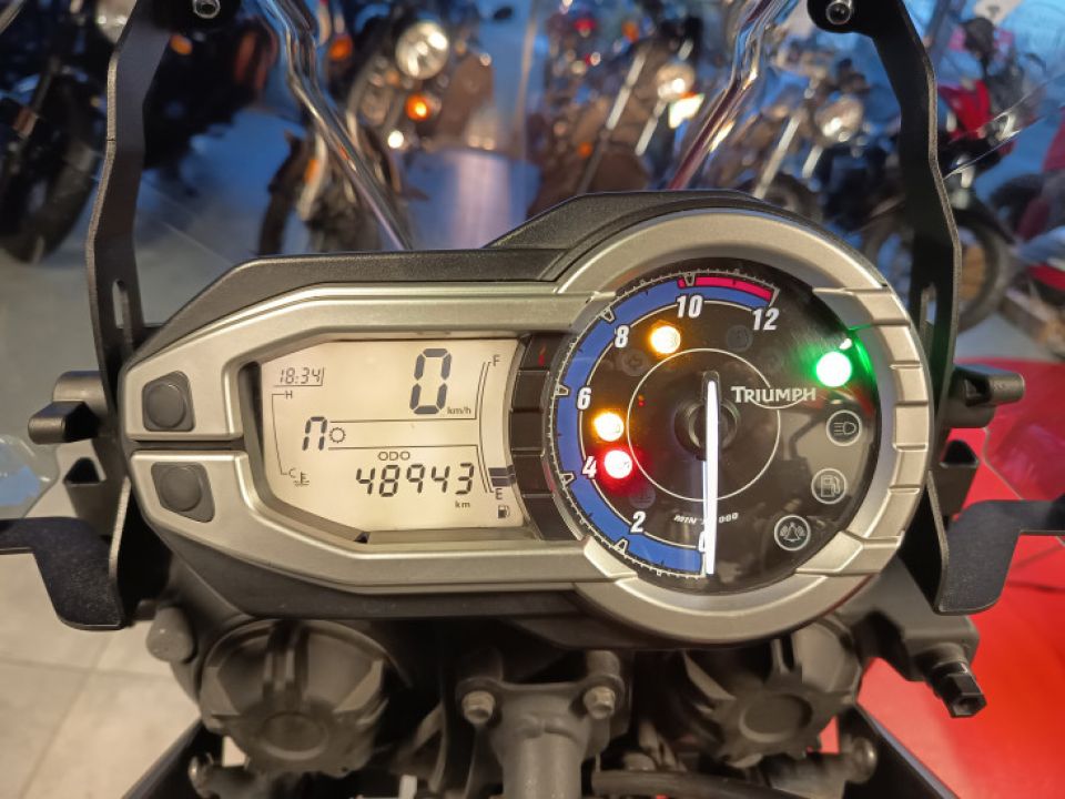 TRIUMPH TIGER  XC 800 4
