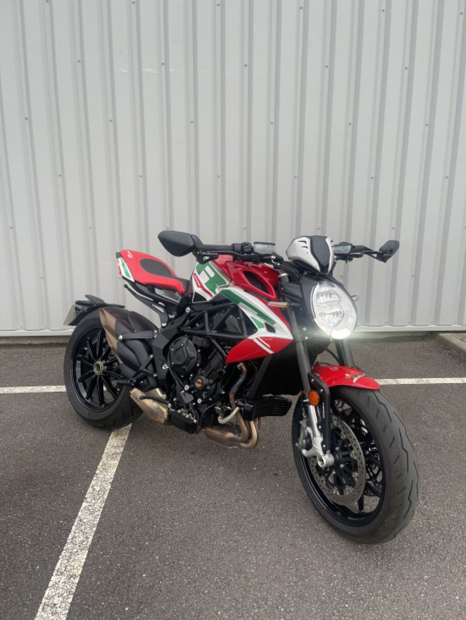 MV AGUSTA B3-800 DRAGSTER RR 4