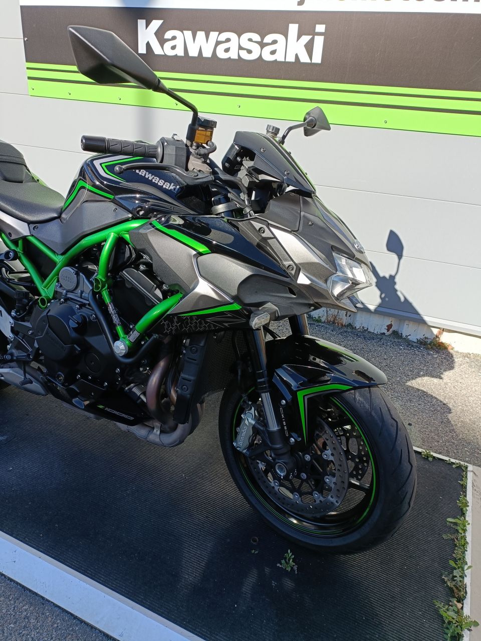 KAWASAKI zh2 POT AKRAPOVIC REVISEE 4