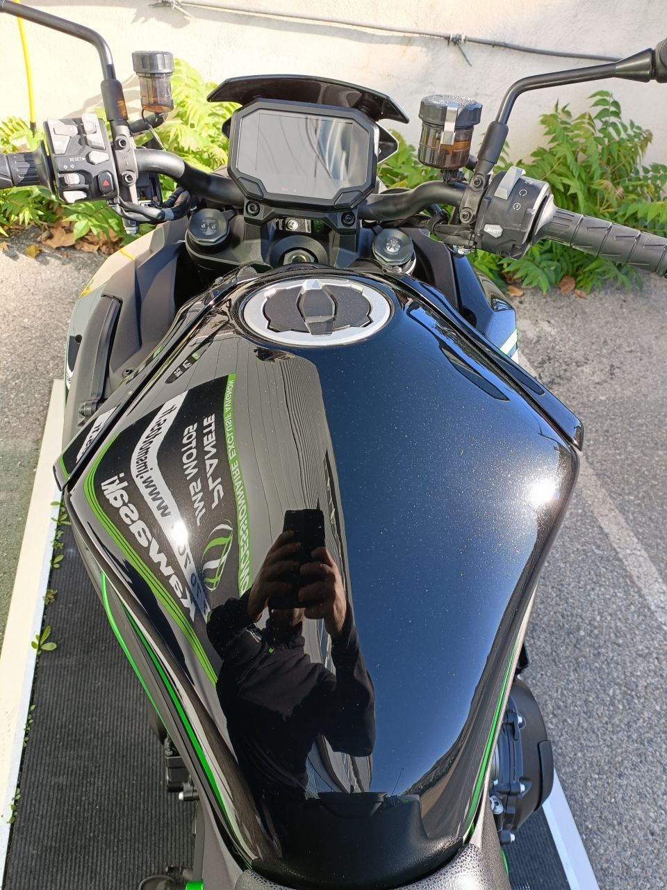 KAWASAKI zh2 POT AKRAPOVIC REVISEE 4
