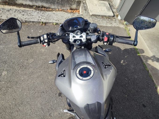 TRIUMPH STREET TRIPLE 765 RS 4