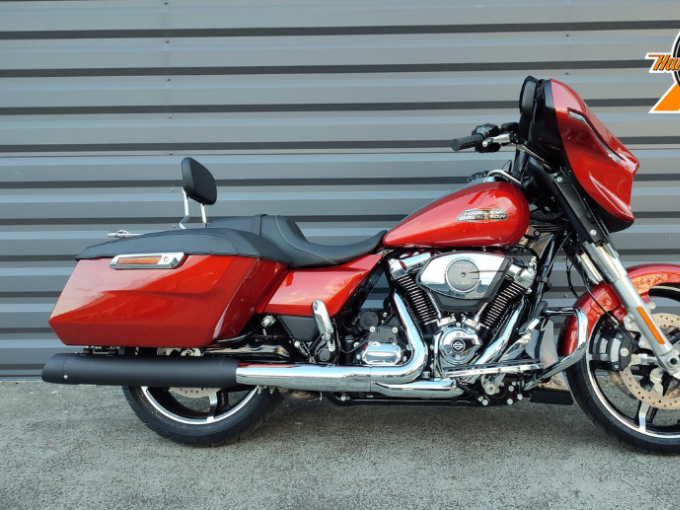 HARLEY-DAVIDSON TOURING STREET GLIDE 1923 4