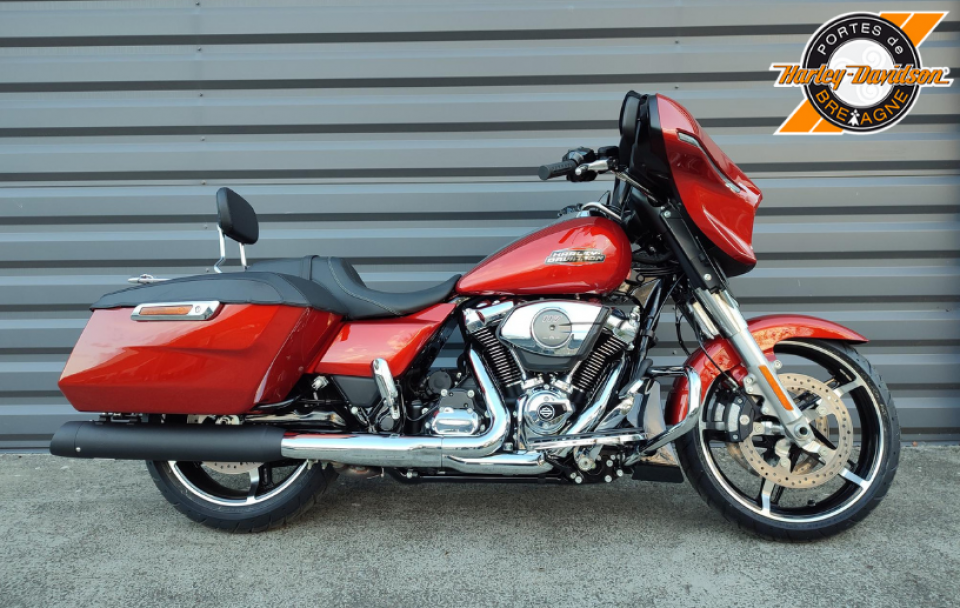 HARLEY-DAVIDSON TOURING STREET GLIDE 1923 4