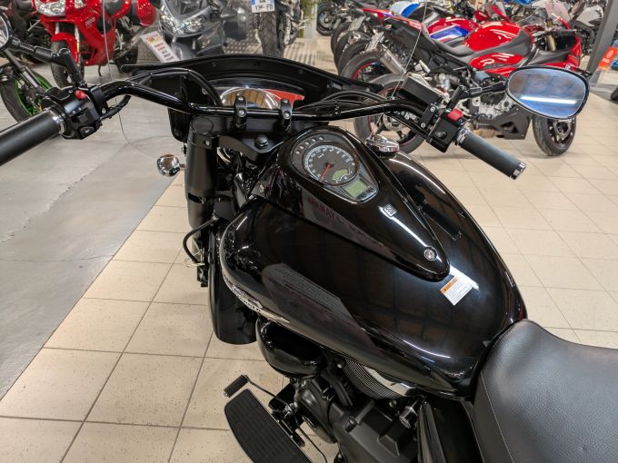 SUZUKI VL LC 1500 4