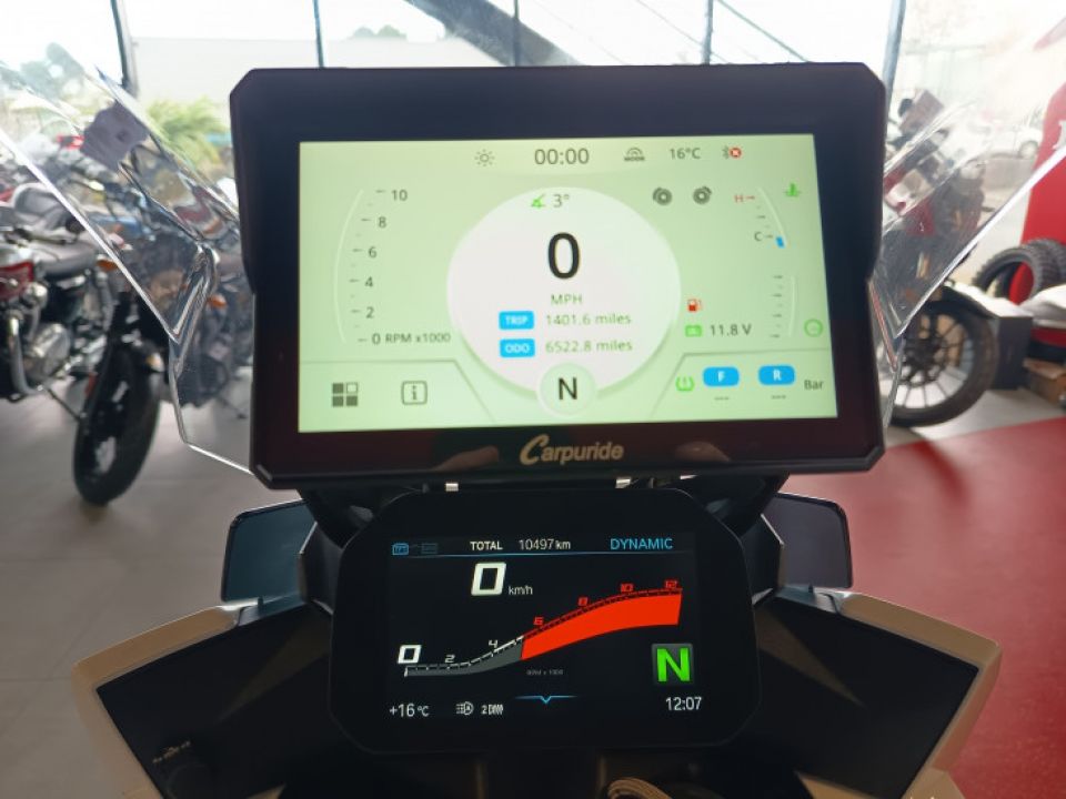 BMW S1000XR 1000 BMW 4