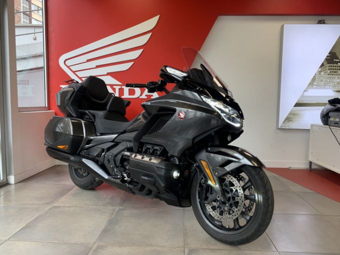 HONDA GoldWing Touring DCT Airbag 4