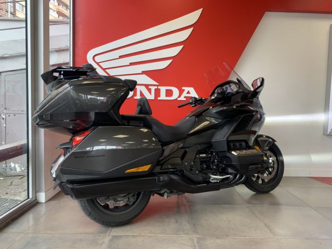 HONDA GoldWing Touring DCT Airbag 4
