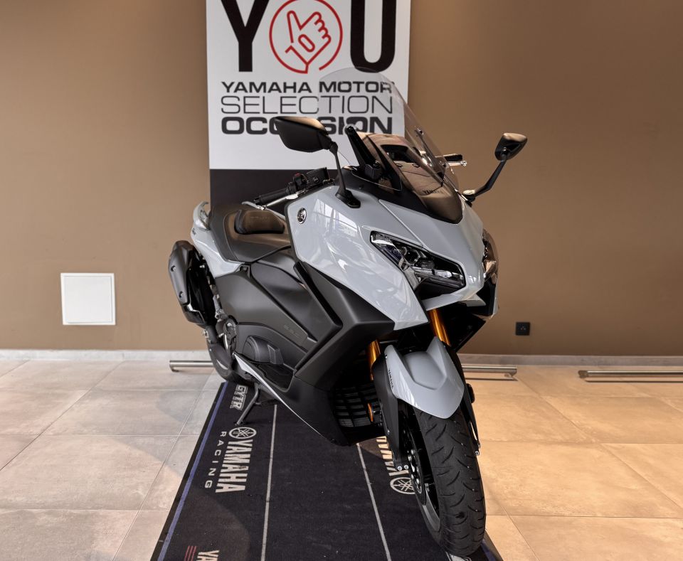 YAMAHA XP T-MAX 560 TECH MAX 4