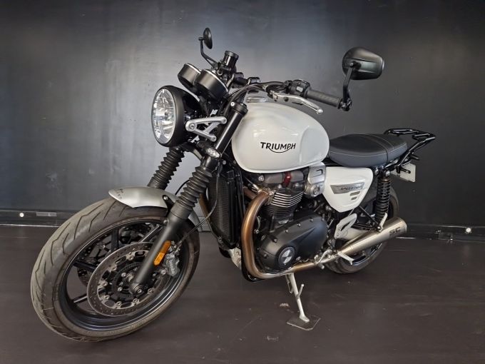 TRIUMPH SPEED TWIN 1200 4