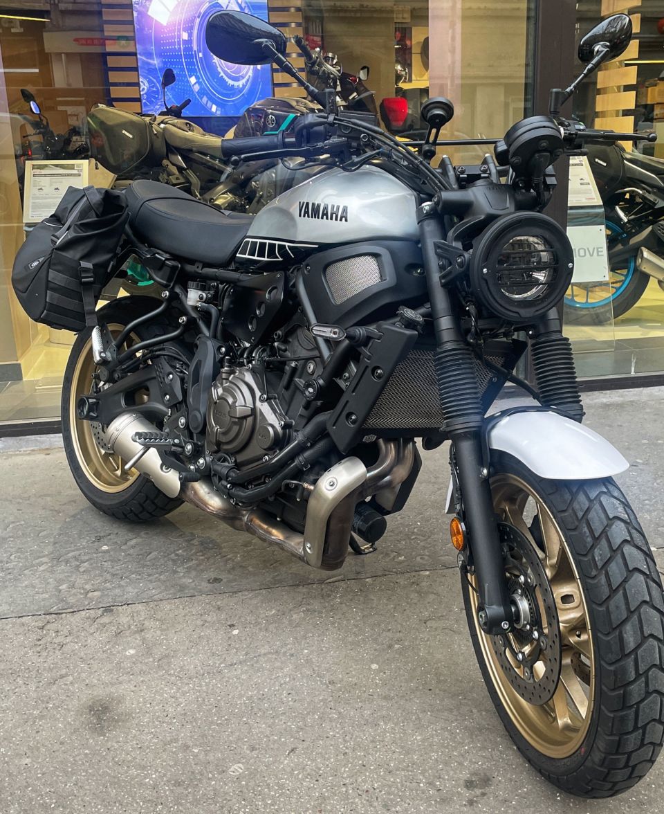 YAMAHA XSR 700 LEGACY 35KW 4