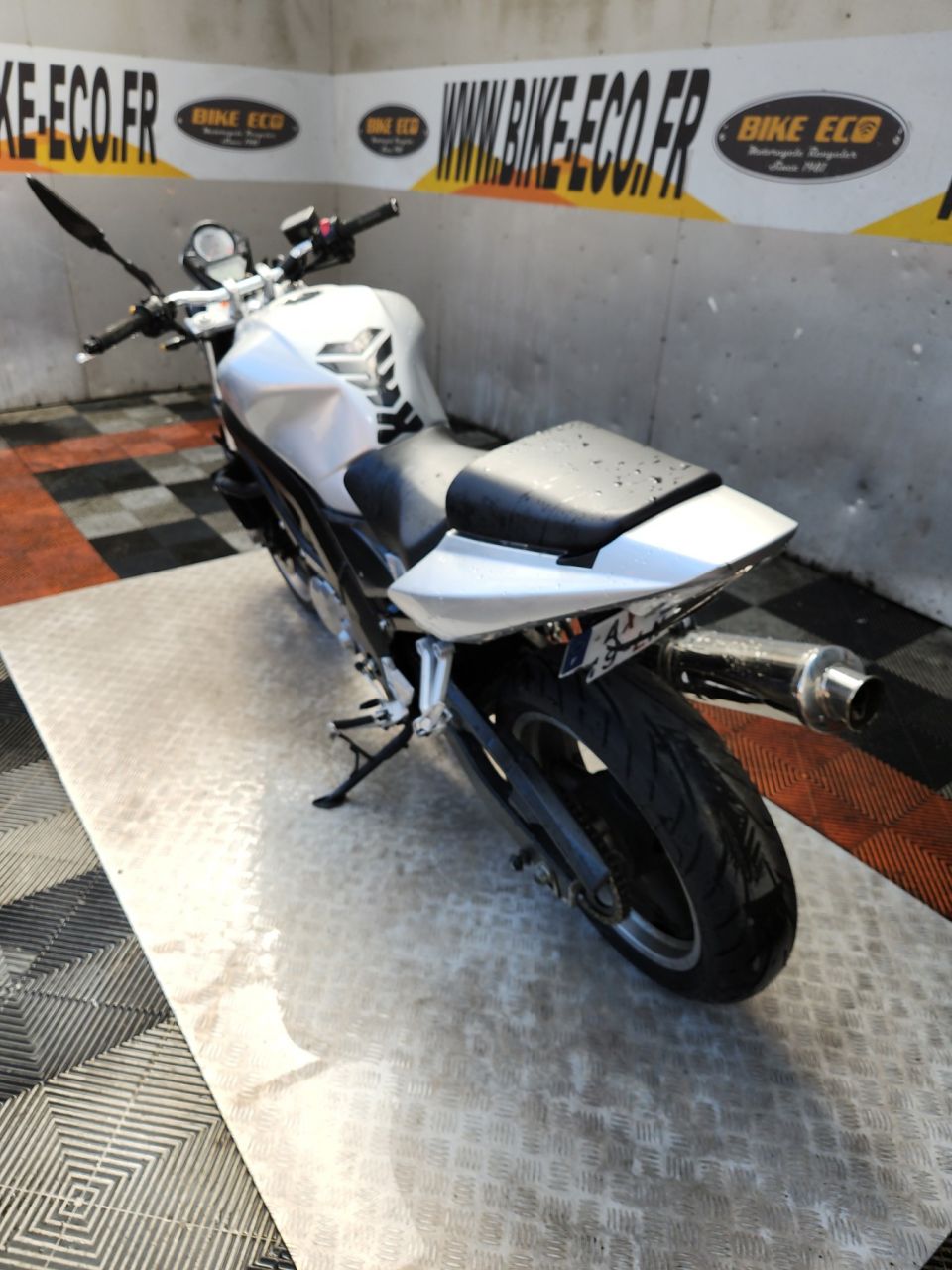 SUZUKI SV 650 4