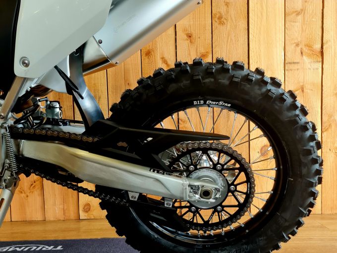 TRIUMPH TF 450-RC 4