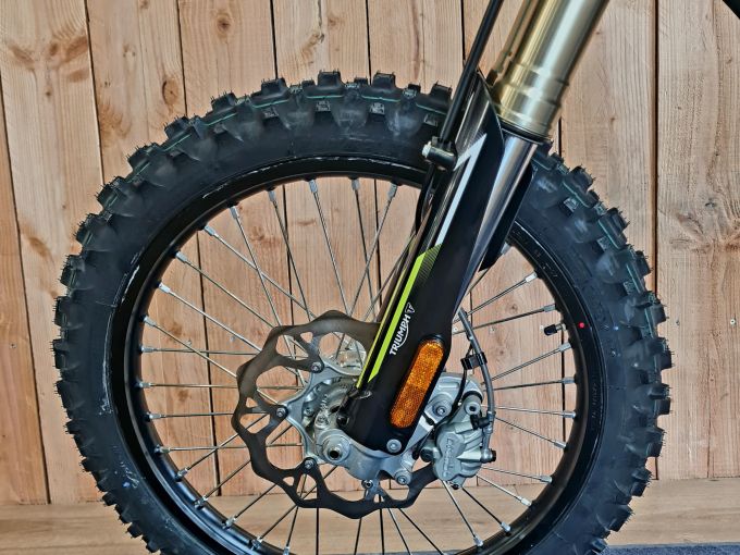 TRIUMPH TF 450-RC 4