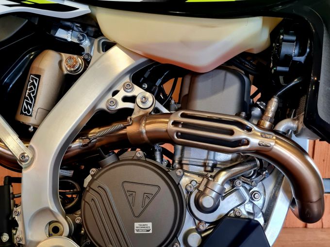 TRIUMPH TF 450-RC 4