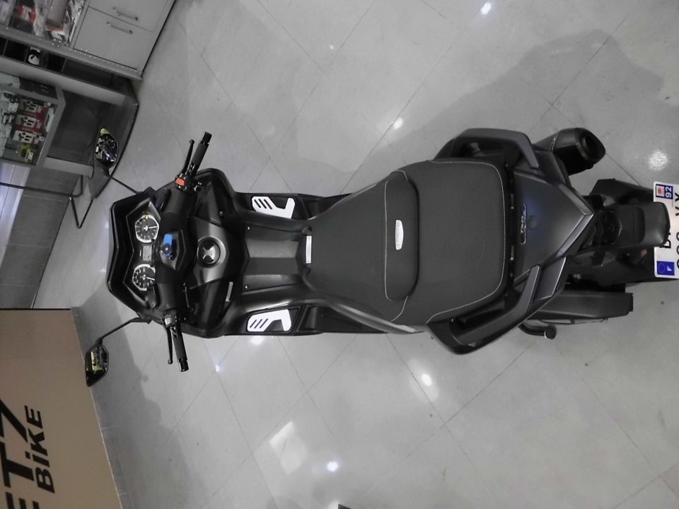 YAMAHA XP T-MAX 500 ABS 4