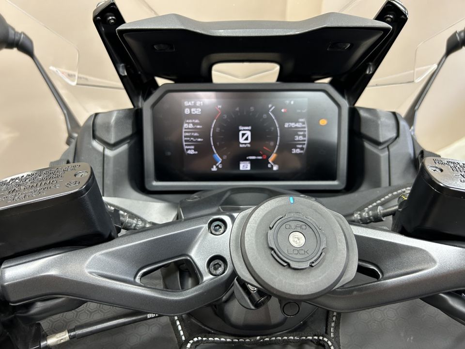 YAMAHA XP T-MAX 560 TECH MAX 4