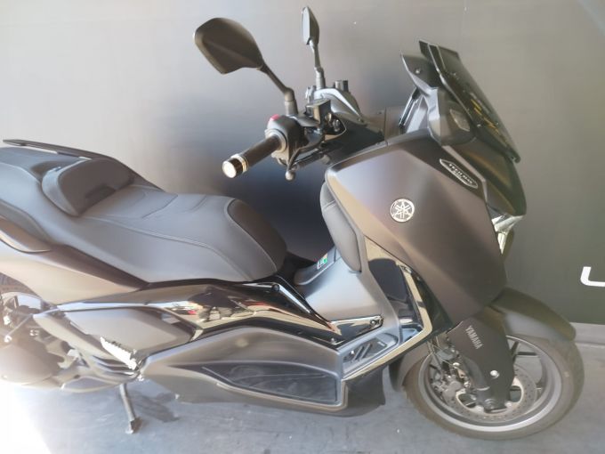 YAMAHA XMAX 125 TECH MAX 4