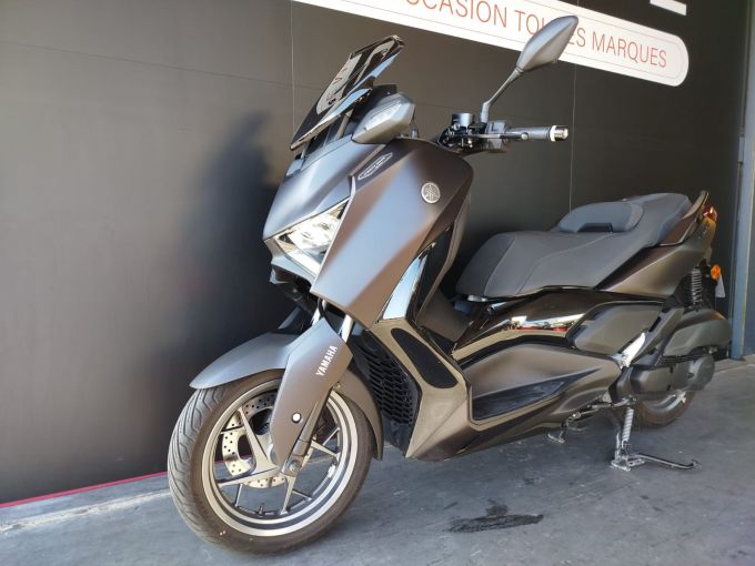 YAMAHA XMAX 125 TECH MAX 4