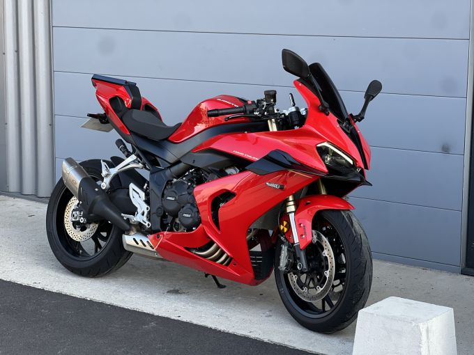 QJ MOTOR SRK 800 RR 4