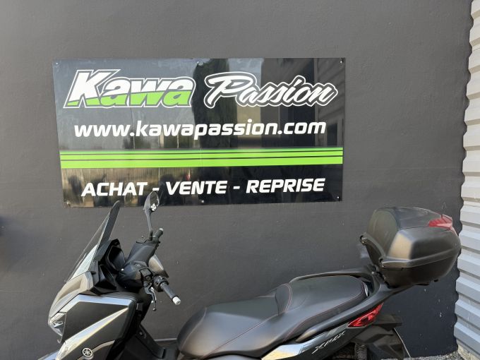 YAMAHA X-MAX 250 4