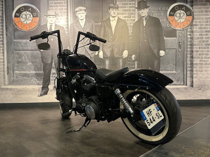 HARLEY-DAVIDSON SPORTSTER FORTY-EIGHT 1200 4