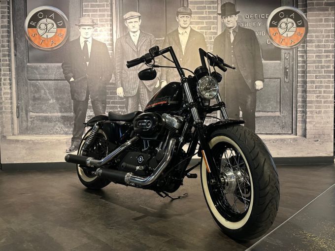 HARLEY-DAVIDSON SPORTSTER FORTY-EIGHT 1200 4