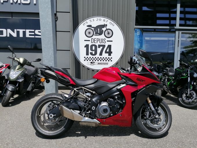 SUZUKI GSX-S 1000 GT 4