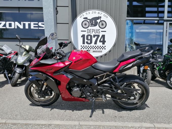 SUZUKI GSX-S 1000 GT 4