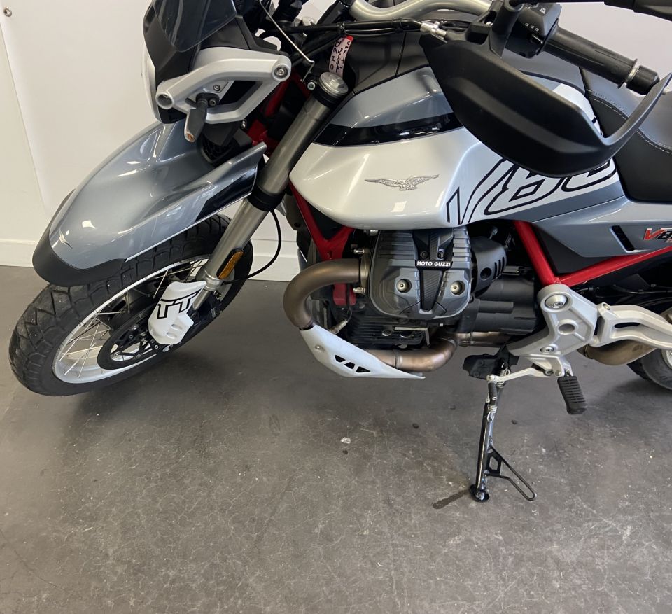 MOTO GUZZI V85 TT 850 4