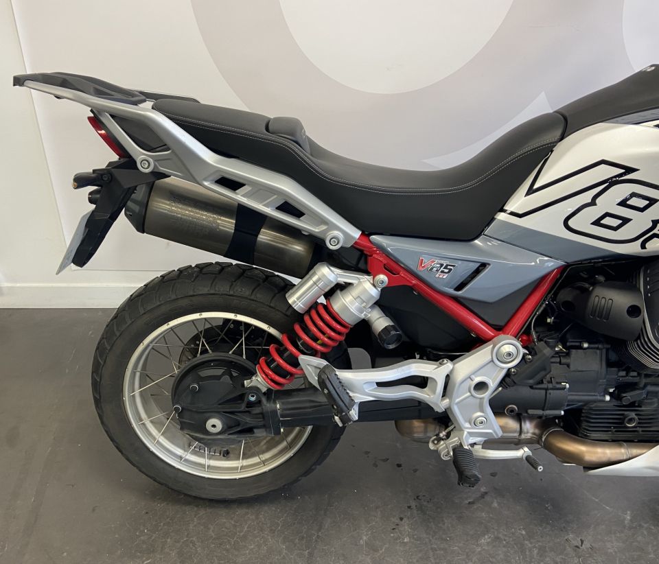 MOTO GUZZI V85 TT 850 4
