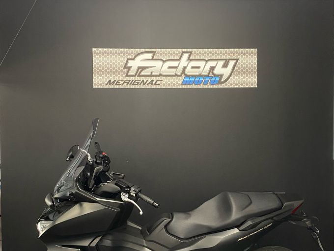 HONDA NSS FORZA 750 4