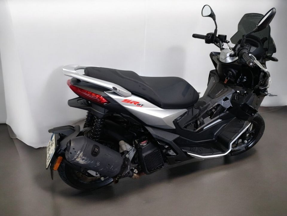 APRILIA SR 125 GT 4