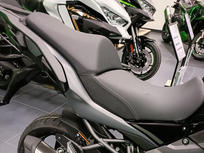 KAWASAKI VERSYS 1000 SE (suspension electronique )NEUF  0 KMS 2024 A SAISIR GARANTIE 4ANS 4