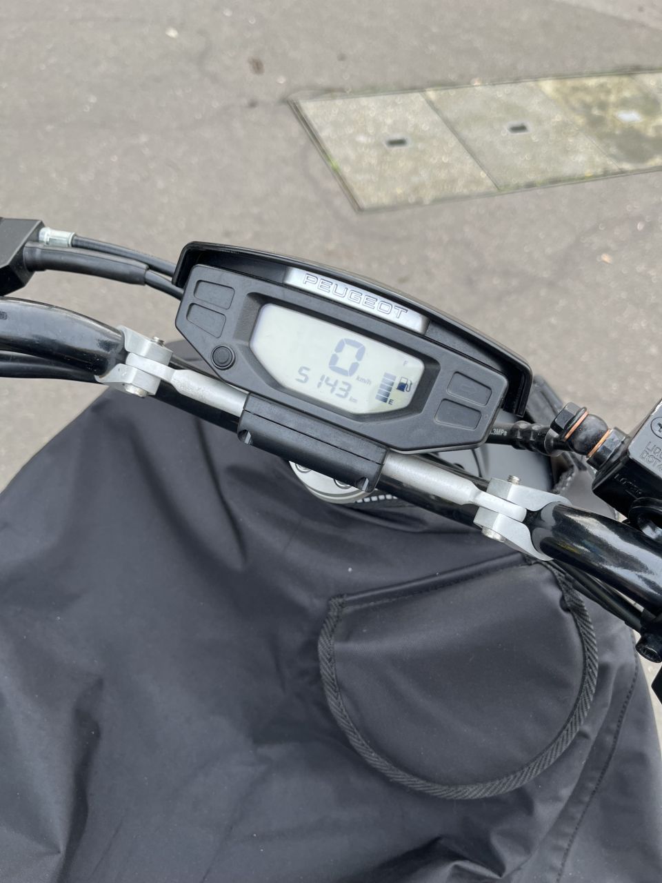 PEUGEOT KISBEE S NAKED 4