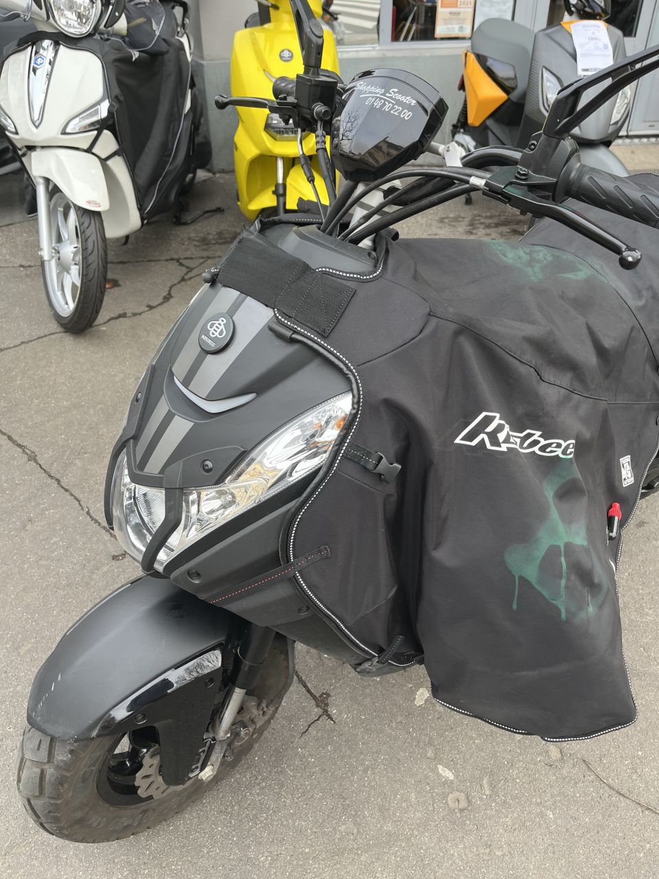 PEUGEOT KISBEE S NAKED 4