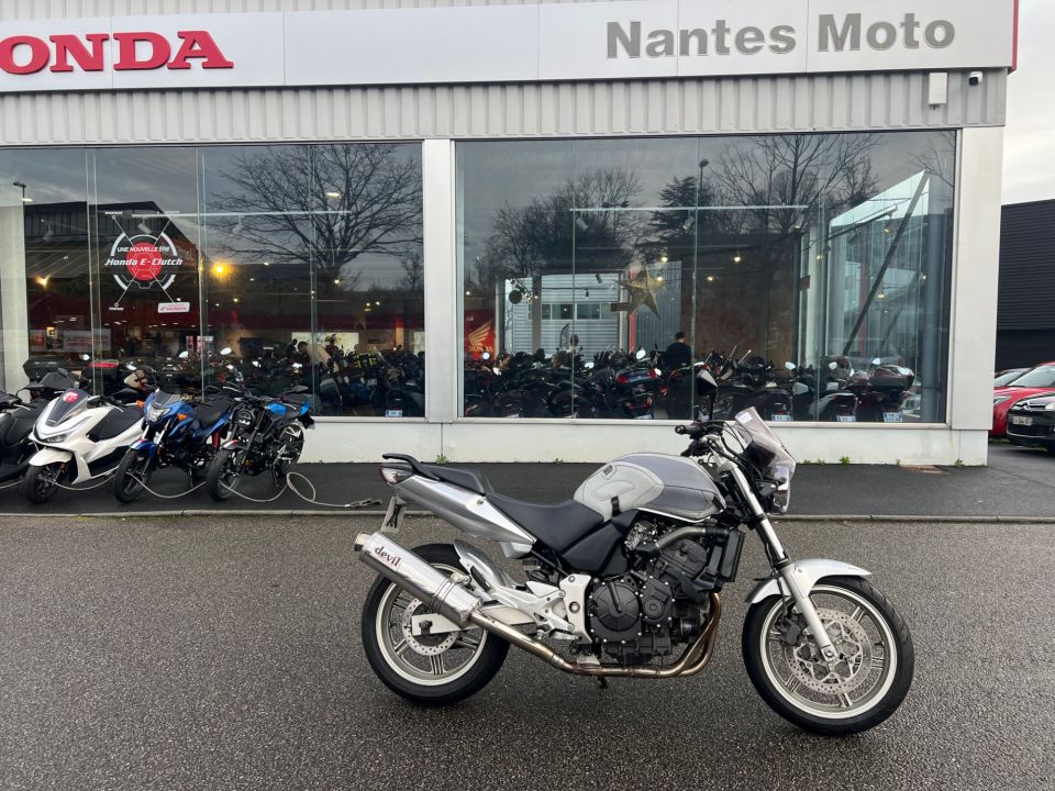 HONDA CB 600 F HORNET 4