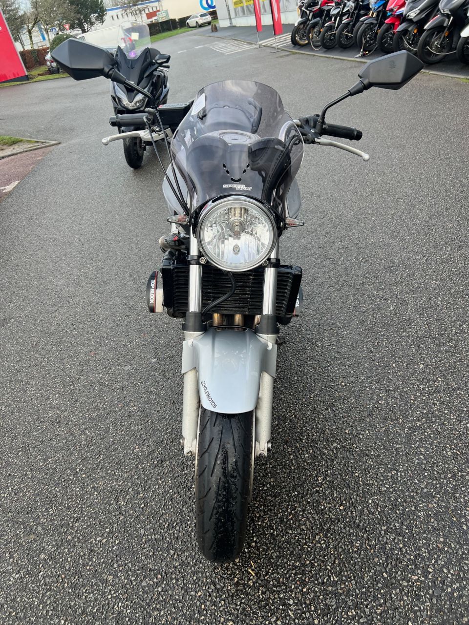 HONDA CB 600 F HORNET 4