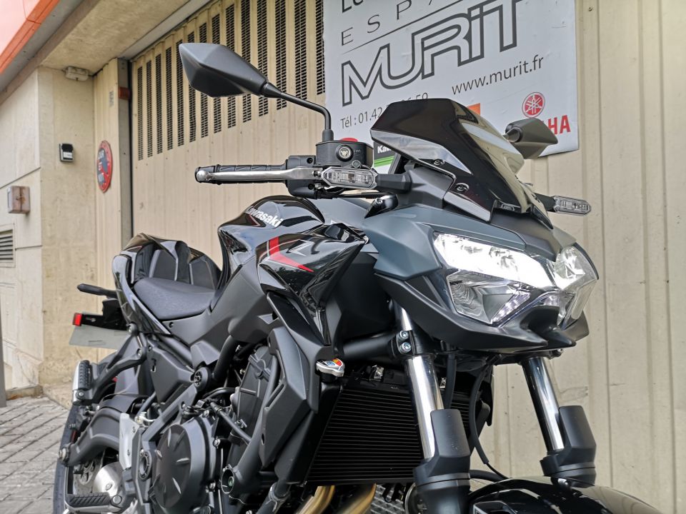 KAWASAKI Z 650 (47.5CV) 4