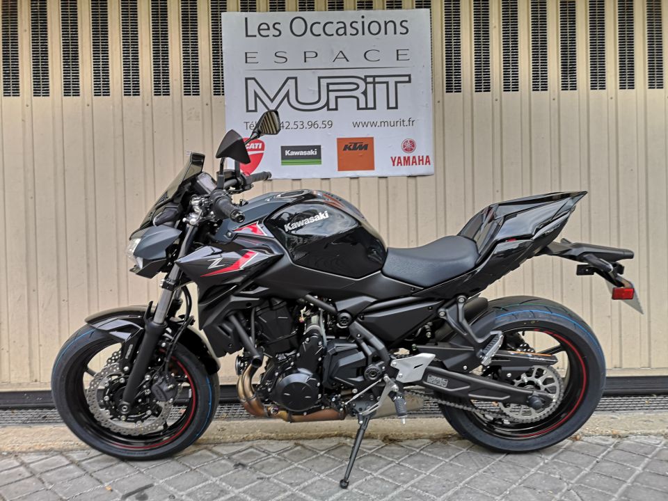 KAWASAKI Z 650 (47.5CV) 4