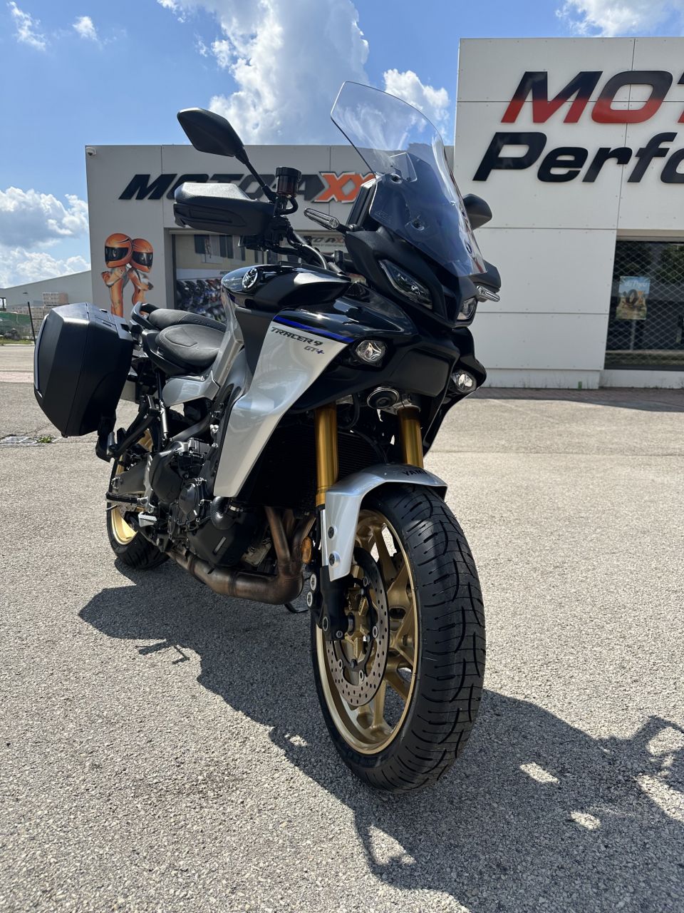 YAMAHA TRACER 9 GT + 4