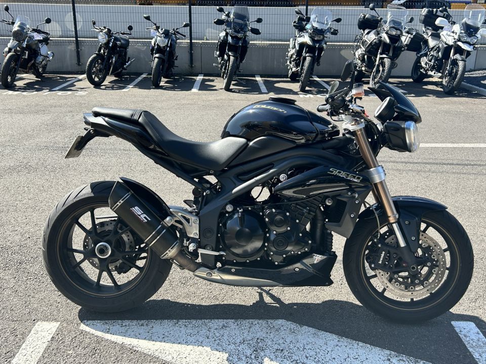 TRIUMPH SPEED TRIPLE 1050 4
